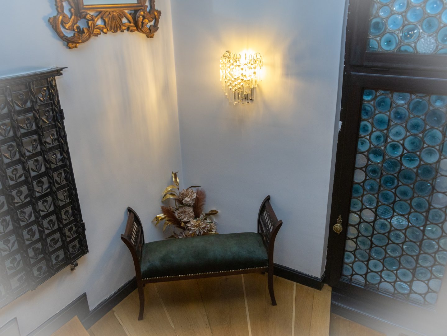 Art. History. Experience. – Eleganța Camerei de Black Jack în inima Bucureștiului